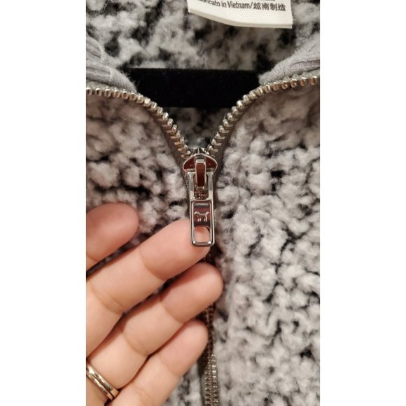 PINK Sharpa Gray Half Zipper - Picture 5 of 7